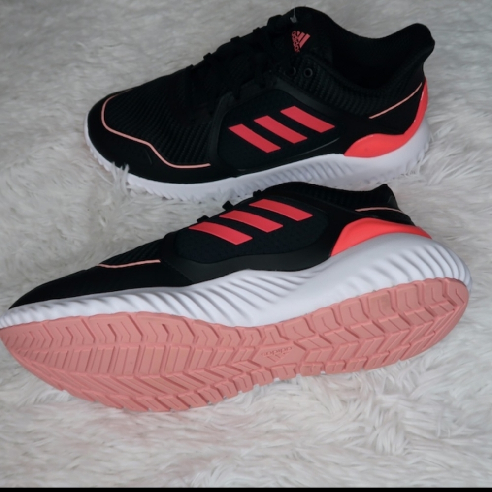 Adidas Climawarm bounce marathon running shoes